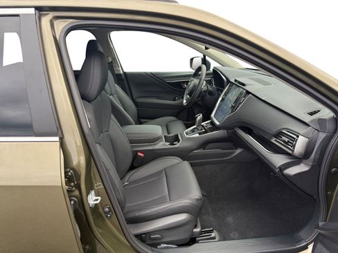 New 2025 Subaru Outback Limited image 15