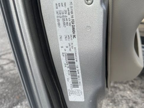 Used 2020 Dodge Grand Caravan Crew w/ Quick Order Package 29L image 28