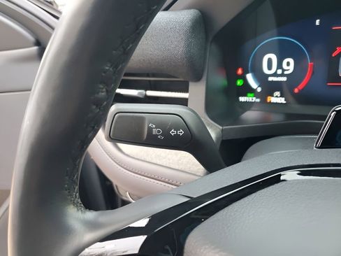 Used 2025 Ford Explorer Platinum w/ LUX Leather Package image 36