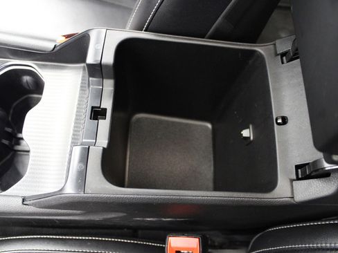 Used 2024 Jeep Grand Cherokee L Limited w/ Luxury Tech Group II image 36