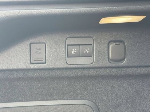 Used 2024 Lexus RX 350 Premium w/ Accessory Package (Z1) FWD image 12