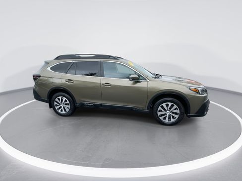 Used 2021 Subaru Outback Premium AWD/4WD image 23
