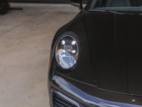 Certified 2024 Porsche 911 Carrera 4S AWD/4WD image 11