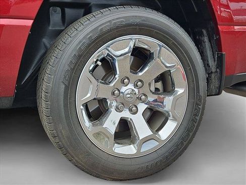 Used 2019 RAM 1500 Big Horn RWD image 30