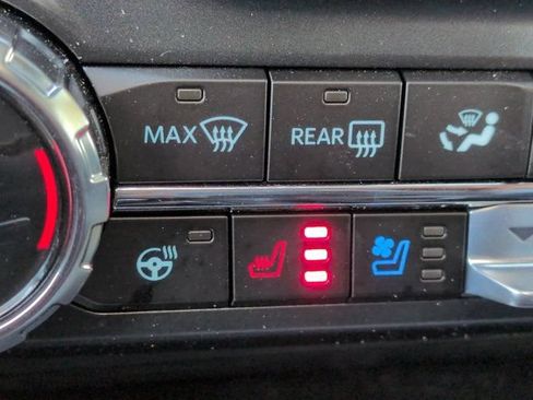 Used 2025 Ford F150 Raptor AWD/4WD image 23