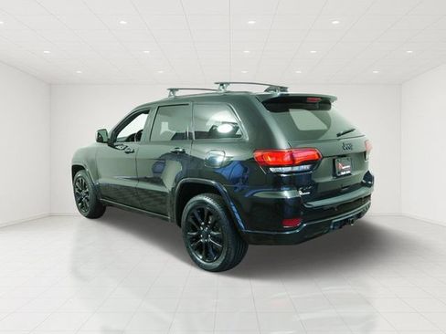 Certified 2017 Jeep Grand Cherokee Altitude AWD/4WD image 5