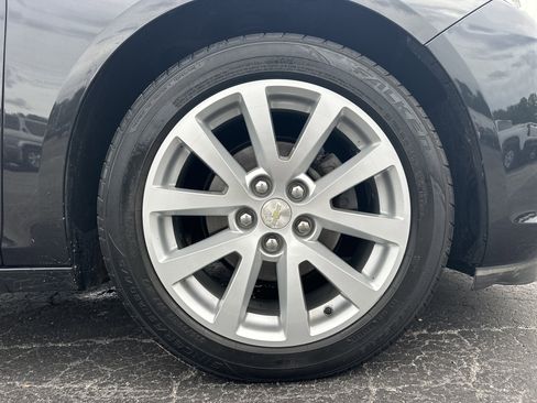 Used 2015 Chevrolet Malibu LT w/ Leather Package FWD image 13