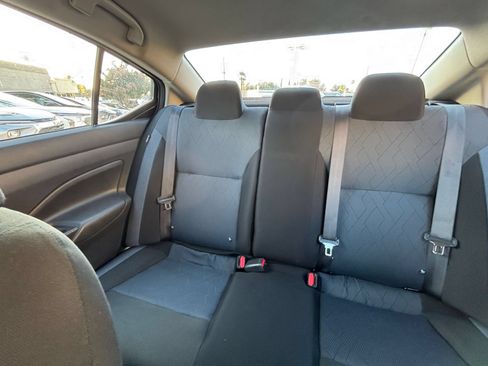 Used 2025 Nissan Versa SV FWD image 38