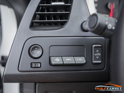 Used 2016 Chevrolet Corvette Z06 w/ 3LZ Preferred Equipment Group image 21