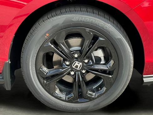 New 2025 Honda Accord SE image 33