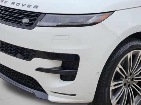 Certified 2025 Land Rover Range Rover Sport Dynamic SE image 30