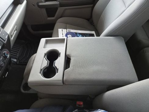 Used 2017 Ford F150 XLT w/ XTR Package image 60