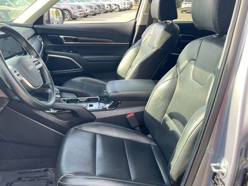 Used 2025 Kia Telluride S AWD/4WD image 24