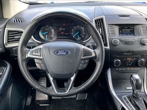 Used 2018 Ford Edge SEL image 8