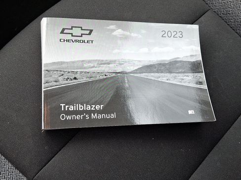 Certified 2023 Chevrolet TrailBlazer LT w/ Convenience Package AWD/4WD image 26
