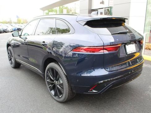 New 2026 Jaguar F-PACE R-Dynamic S image 10