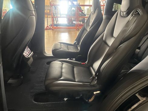 Used 2023 Tesla Model X AWD/4WD image 14