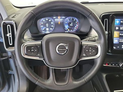 Used 2021 Volvo XC40 T5 Momentum AWD/4WD image 22