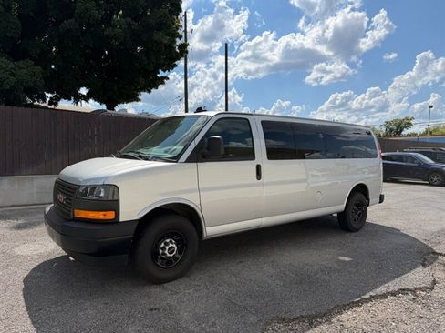 Used 2024 GMC Savana 3500 LS RWD image 6