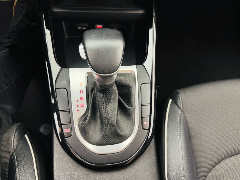 Used 2023 Kia Forte GT-Line w/ GT-Line Technology Package FWD image 18