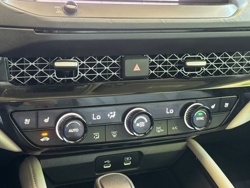 Used 2024 Honda Accord Touring image 18