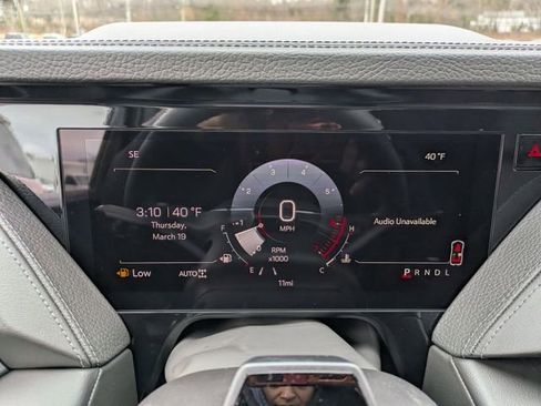 New 2026 GMC Yukon XL Denali w/ Denali Reserve Package image 18