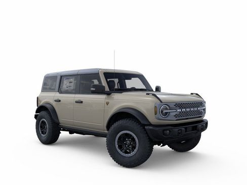 New 2025 Ford Bronco Badlands image 2