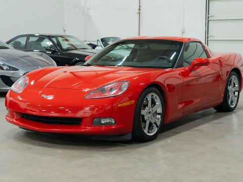 Used 2007 Chevrolet Corvette image 3