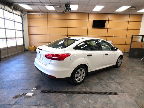 Used 2015 Ford Focus S FWD image 7