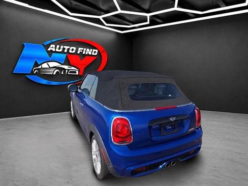 Used 2019 MINI Cooper S w/ Signature Upholstery Package FWD image 6