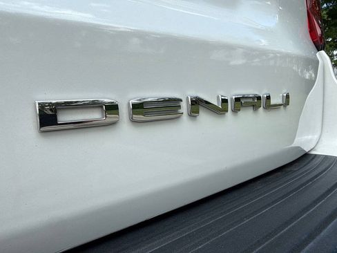 Used 2021 GMC Yukon Denali w/ LPO, Illumination Package AWD/4WD image 7