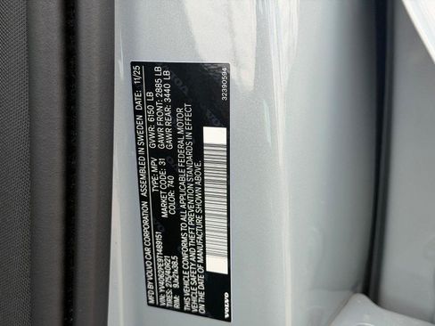 Certified 2026 Volvo XC90 B6 Plus AWD/4WD image 23