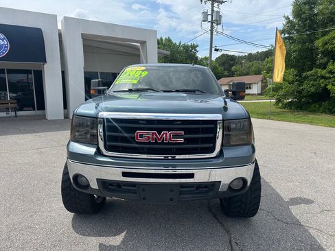 Used 2011 GMC Sierra 1500 SLE w/ Power Tech Package AWD/4WD image 8