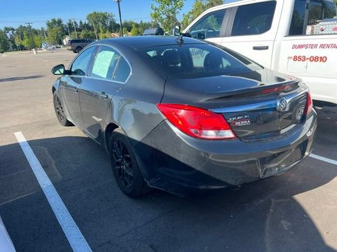 Used 2013 Buick Regal Leather FWD image 6