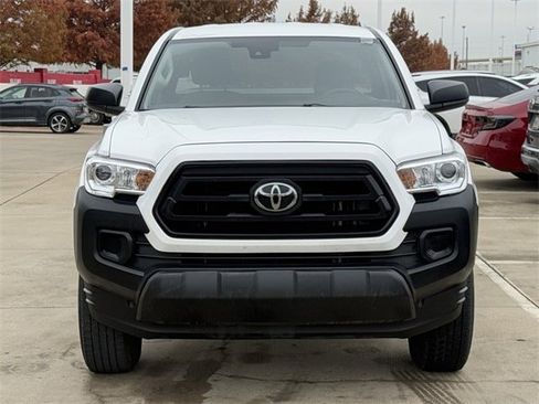 Used 2023 Toyota Tacoma SR image 6
