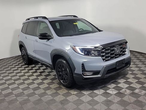 Used 2023 Honda Passport TrailSport image 1