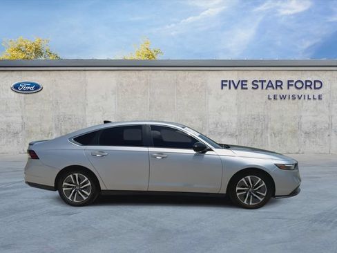 Used 2023 Honda Accord Sport image 9