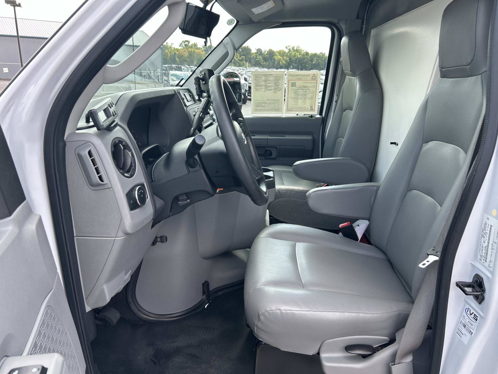Used 2023 Ford E-350 and Econoline 350 Super Duty w/ Power Windows & Locks Group RWD image 33