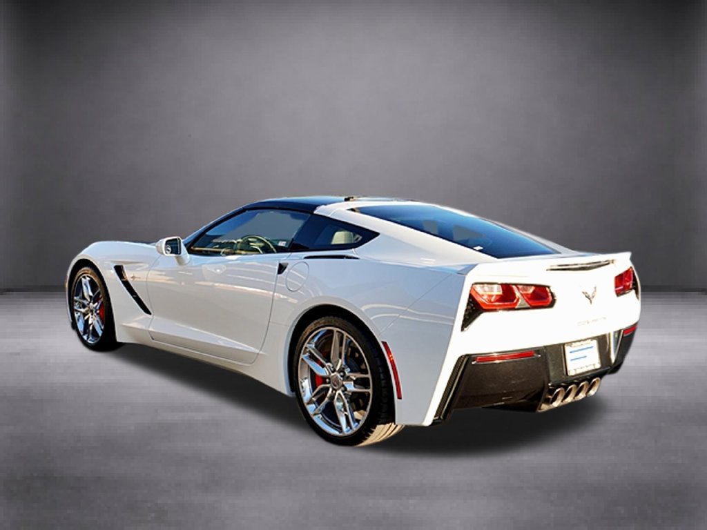 Used 2015 Chevrolet Corvette Stingray Coupe w/ 3LT Preferred Equipment Group RWD image 7