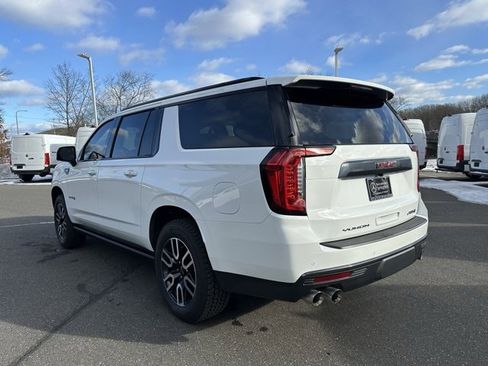 Used 2022 GMC Yukon XL AT4 w/ AT4 Premium Plus Package image 5