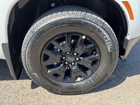 New 2026 Nissan Frontier SV image 15