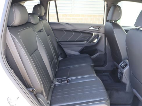 Used 2024 Volkswagen Tiguan SE R-Line AWD/4WD image 28