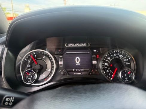 Used 2022 RAM 1500 Big Horn image 33