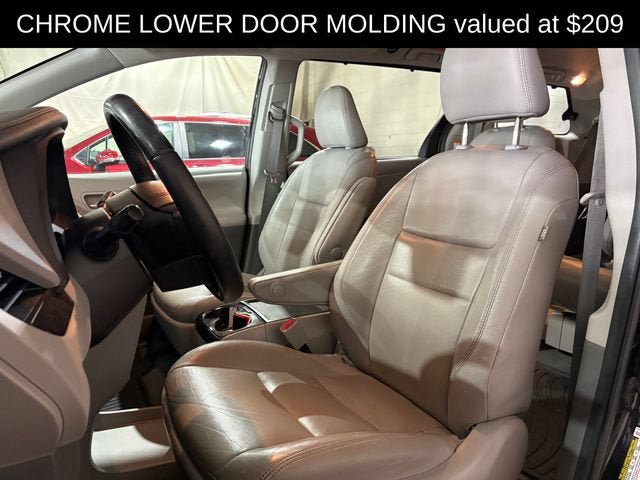 Certified 2020 Toyota Sienna XLE FWD image 5