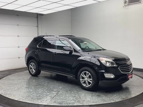 Used 2017 Chevrolet Equinox LT w/ Convenience Package FWD image 30