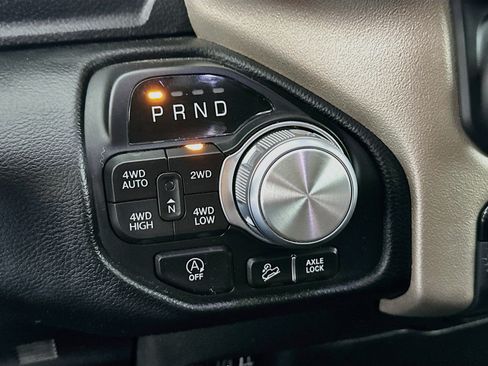 Used 2020 RAM 1500 Laramie w/ Off Road Group AWD/4WD image 23