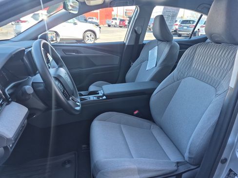 Used 2026 Toyota Camry LE image 11