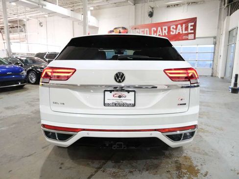 Used 2022 Volkswagen Atlas Cross Sport SEL Premium R-Line image 9