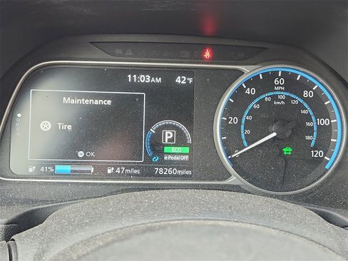 Used 2020 Nissan Leaf SV w/ SV Technology Package image 22