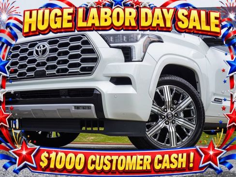 Used 2025 Toyota Sequoia Capstone AWD/4WD image 2